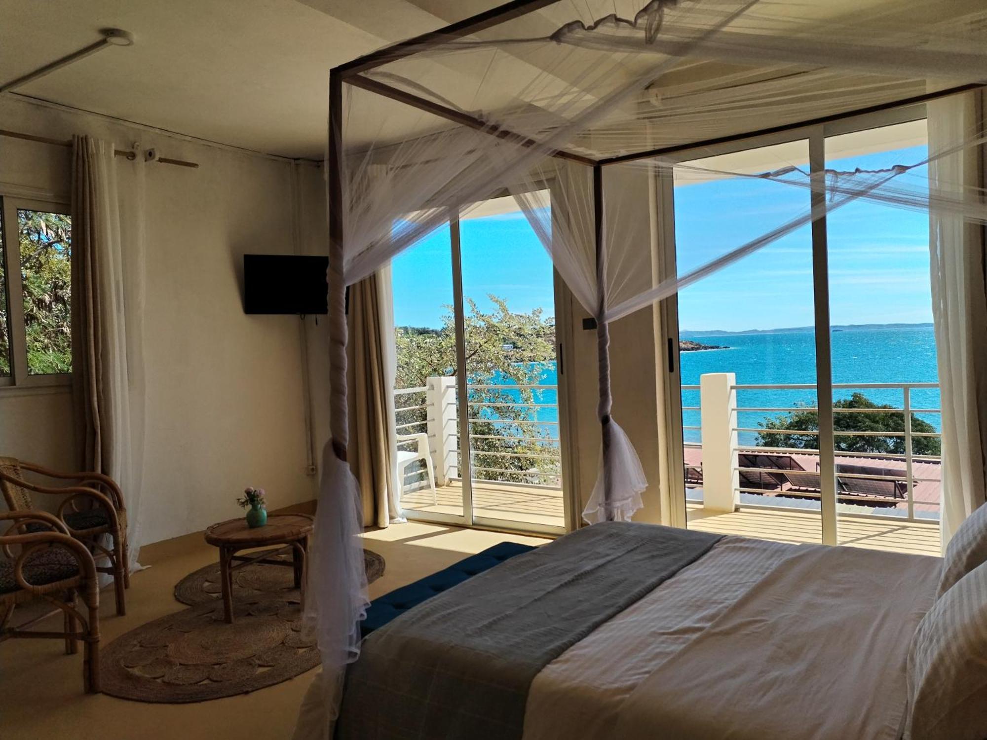 Hotel Riziky Antsiranana 외부 사진